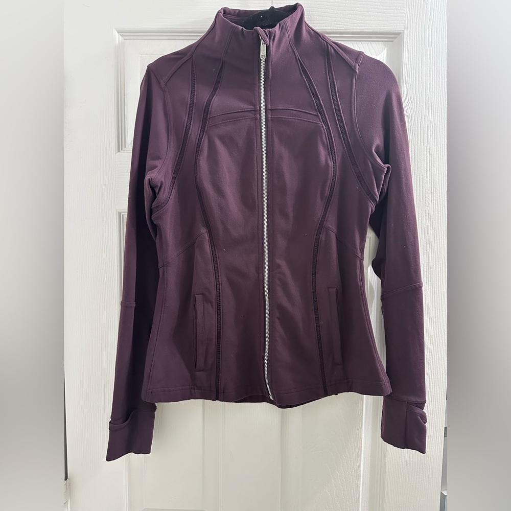 Lululemon Define Jacket Wing Mesh Black Cherry Size 10 - Picture 3 of 6